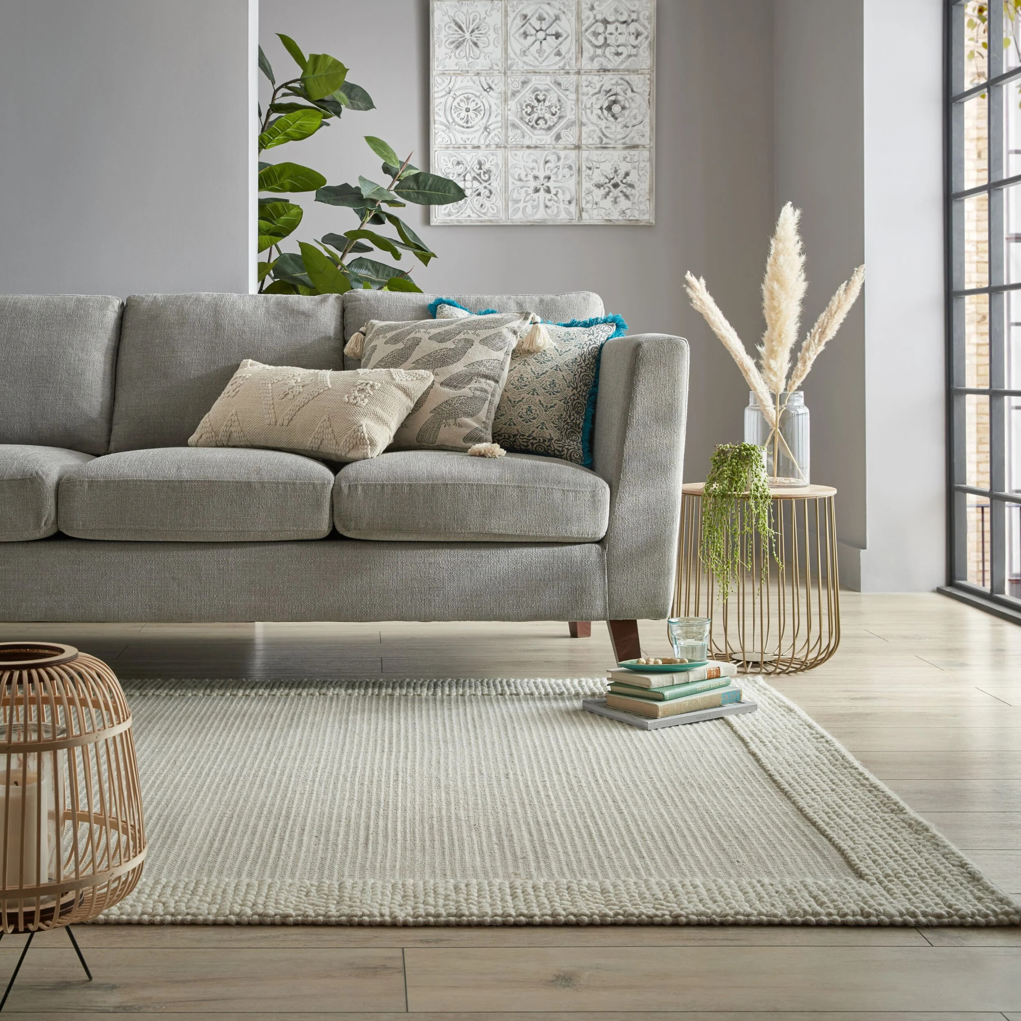 Tapis en laine à bordure BOBBLE