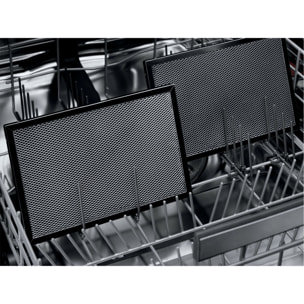 AEG Placa de inducción con campana extractora de 83 cm CCE84779FB | Reacondicionado