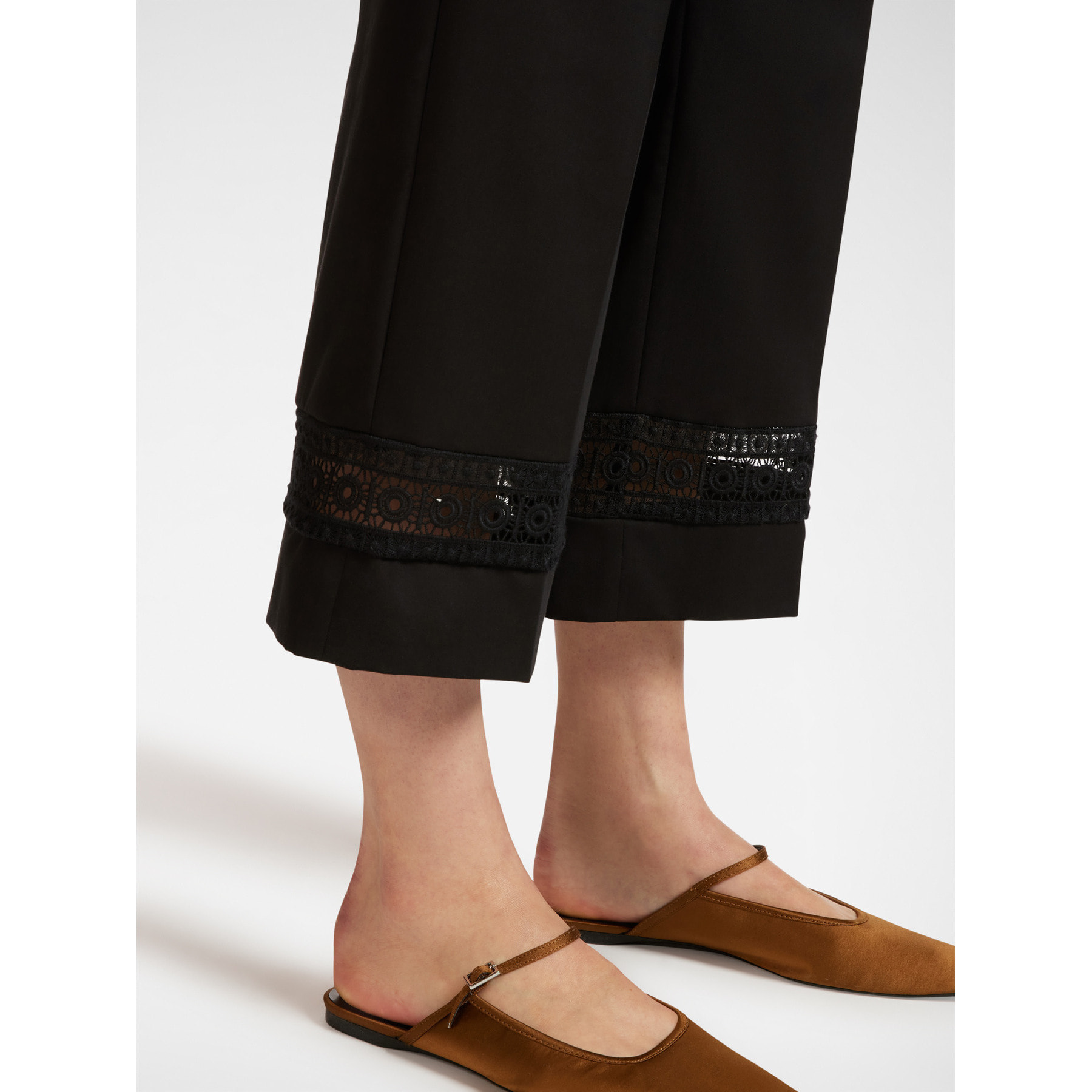 Elena Mirò - Pantalón cropped con borde bordado - Negro