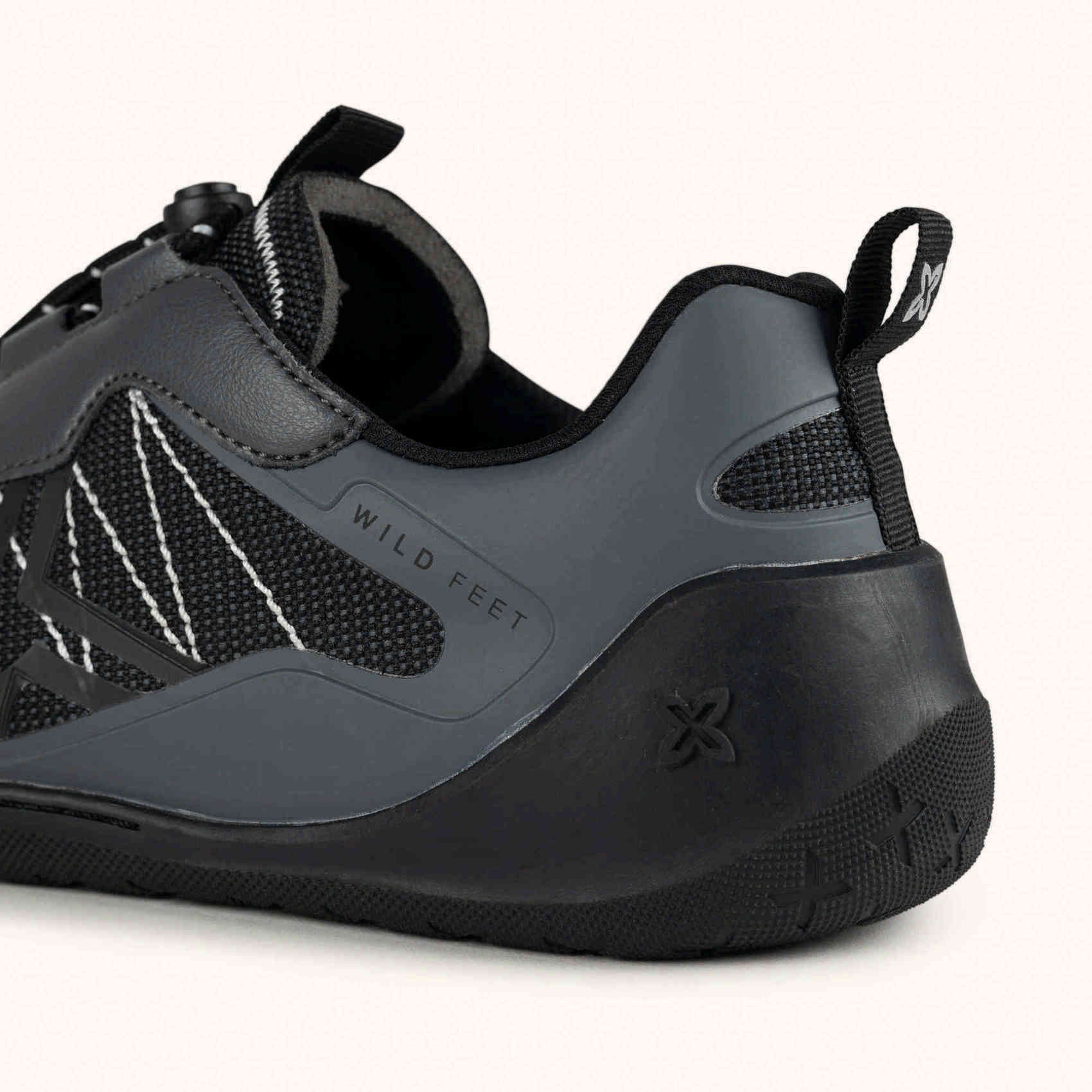 MUNICH FREESTEP 04 Zapatillas Barefoot Estilo Sport Gris y Negro