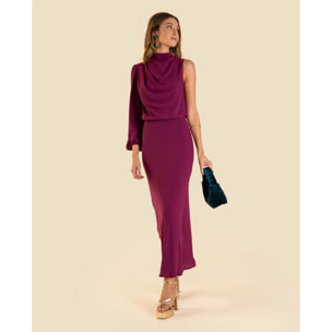 Blusa de mujer asimétrica con cuello alto