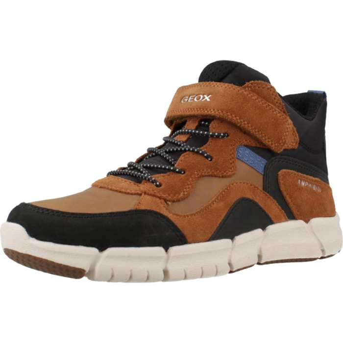 Zapatillas Niño de la marca GEOX  modelo J FLEXYPER BRONCE
