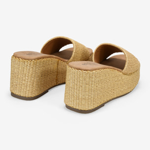 Sandalias de cuña marrón claro con esparto