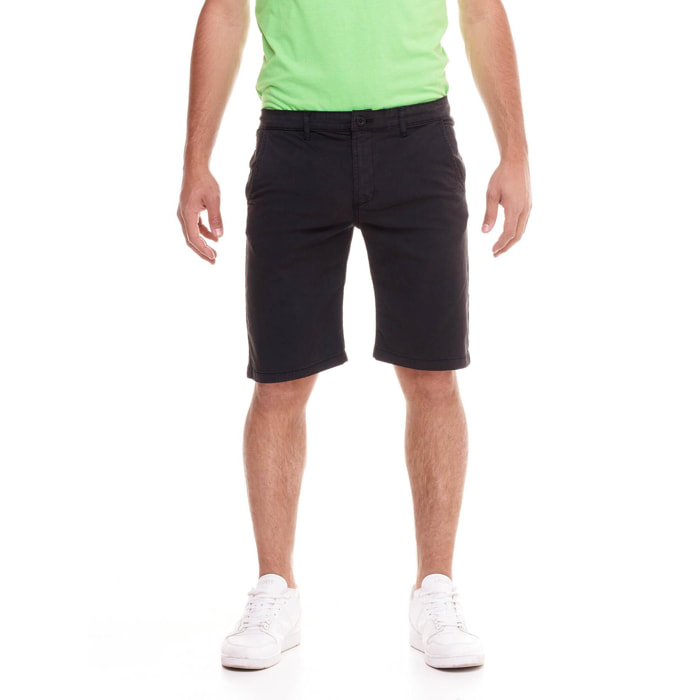 Shorts chinos minimalistas para hombre