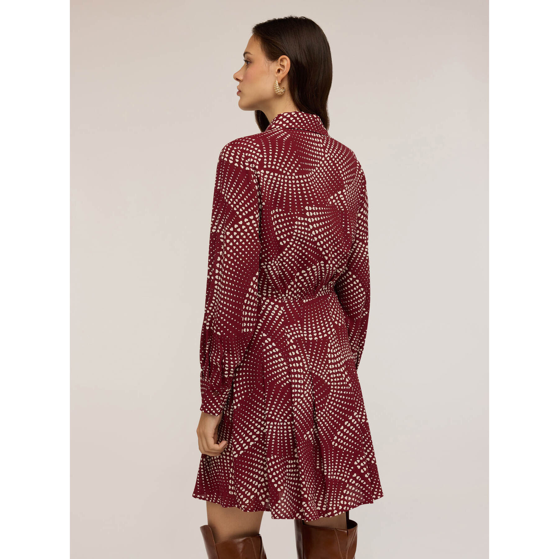 Motivi - Vestido camisero estampado de corazones - Negro