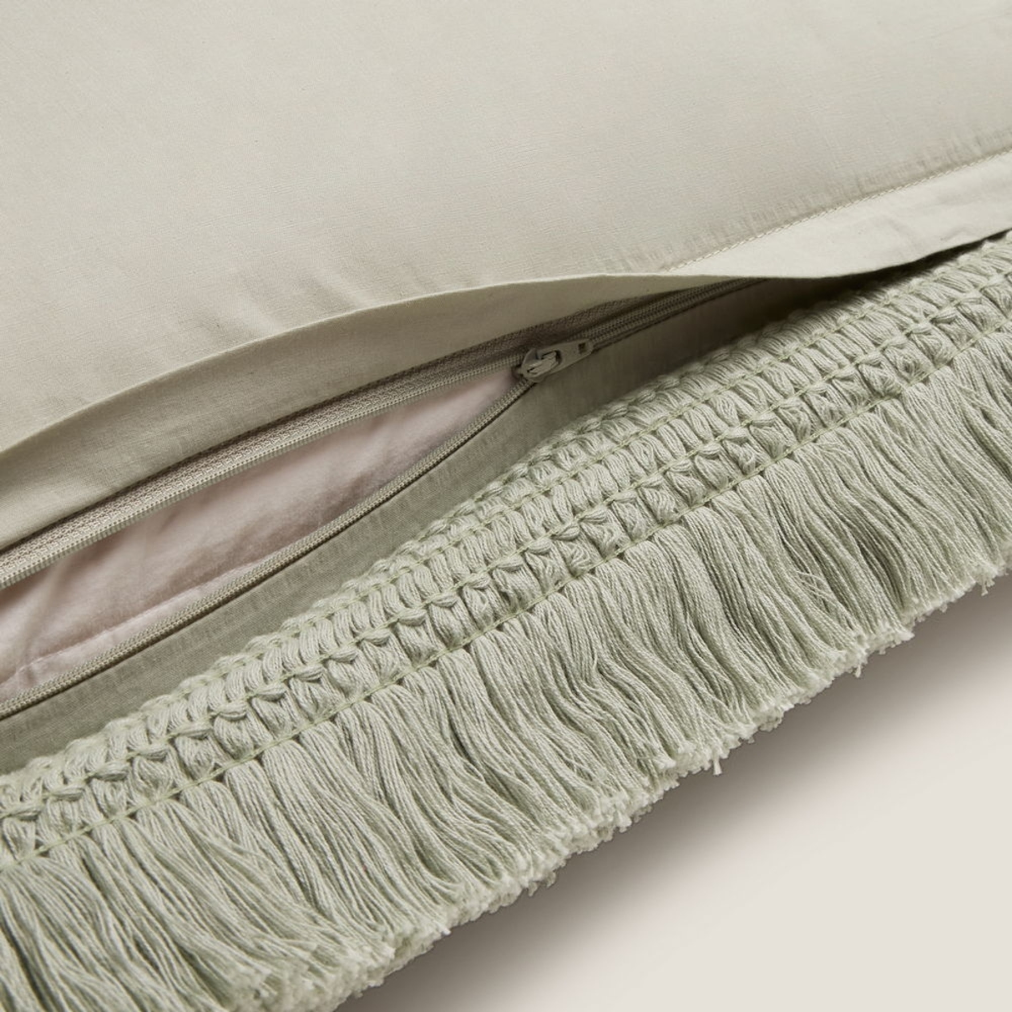 Funda de cojín algodón flecos Cherflec color verde claro 100% Algodón