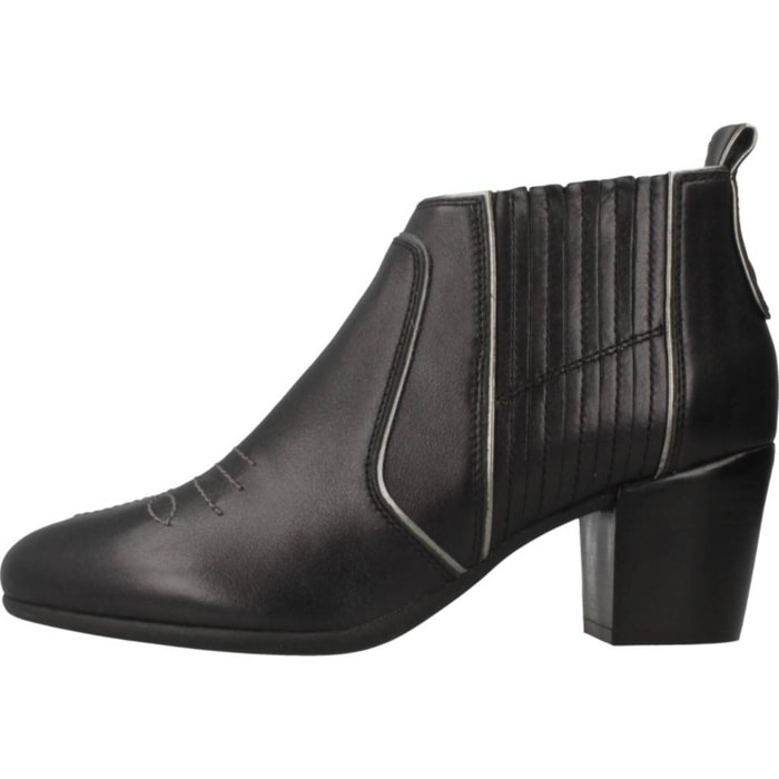 Botines Mujer de la marca GEOX  modelo D DONNA NEGRO