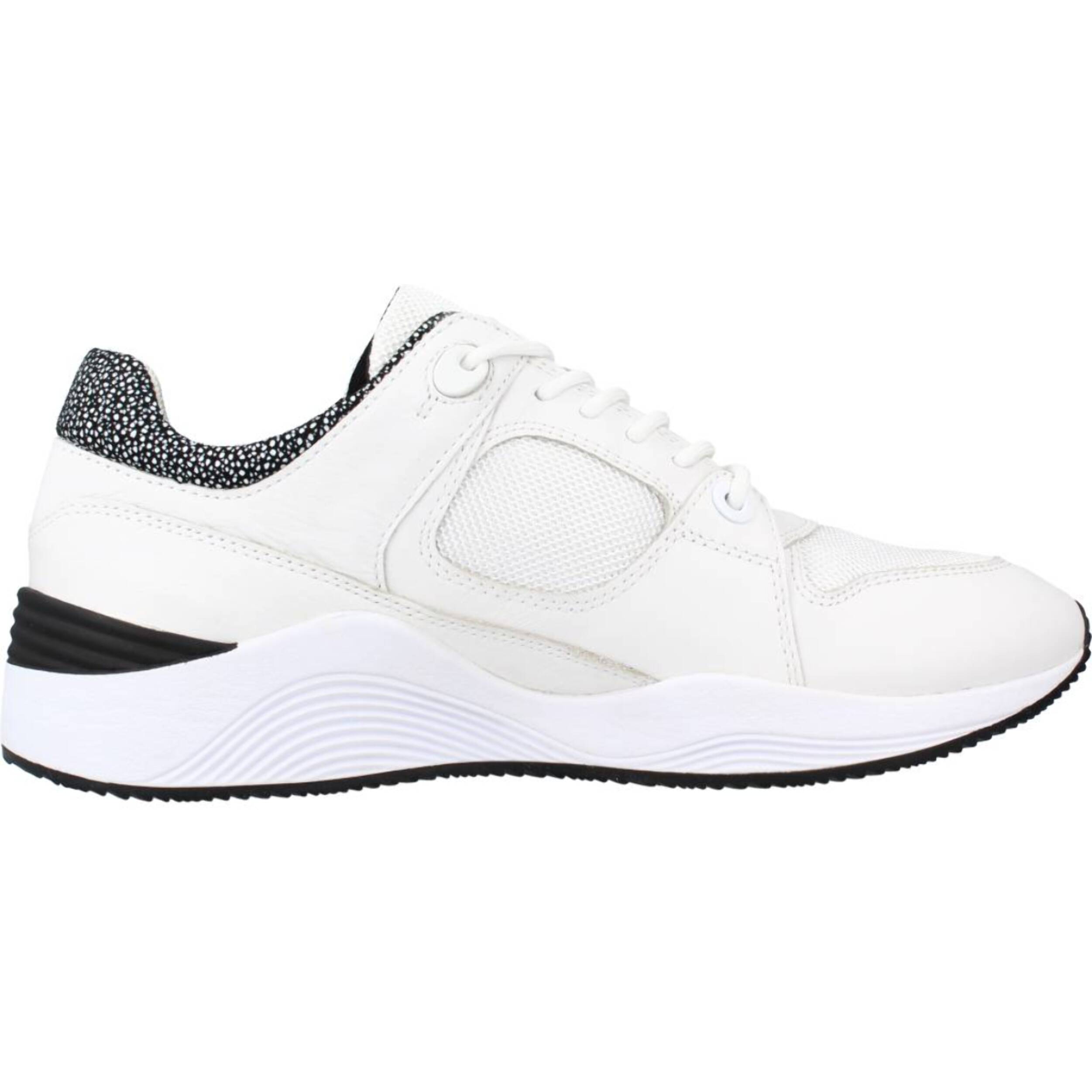 Sneakers de  Mujer de la marca GEOX  modelo D OMAYA White