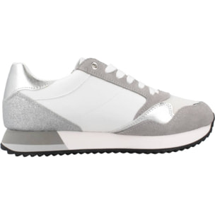 Sneakers de  Mujer de la marca GEOX  modelo D DORALEA B BLANCO