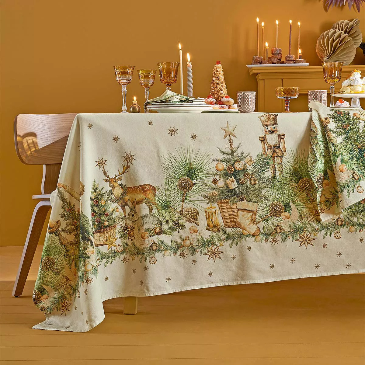 Nappe lin & coton lavé 150 g/m² imprimé beige vert Noel vintage dore
