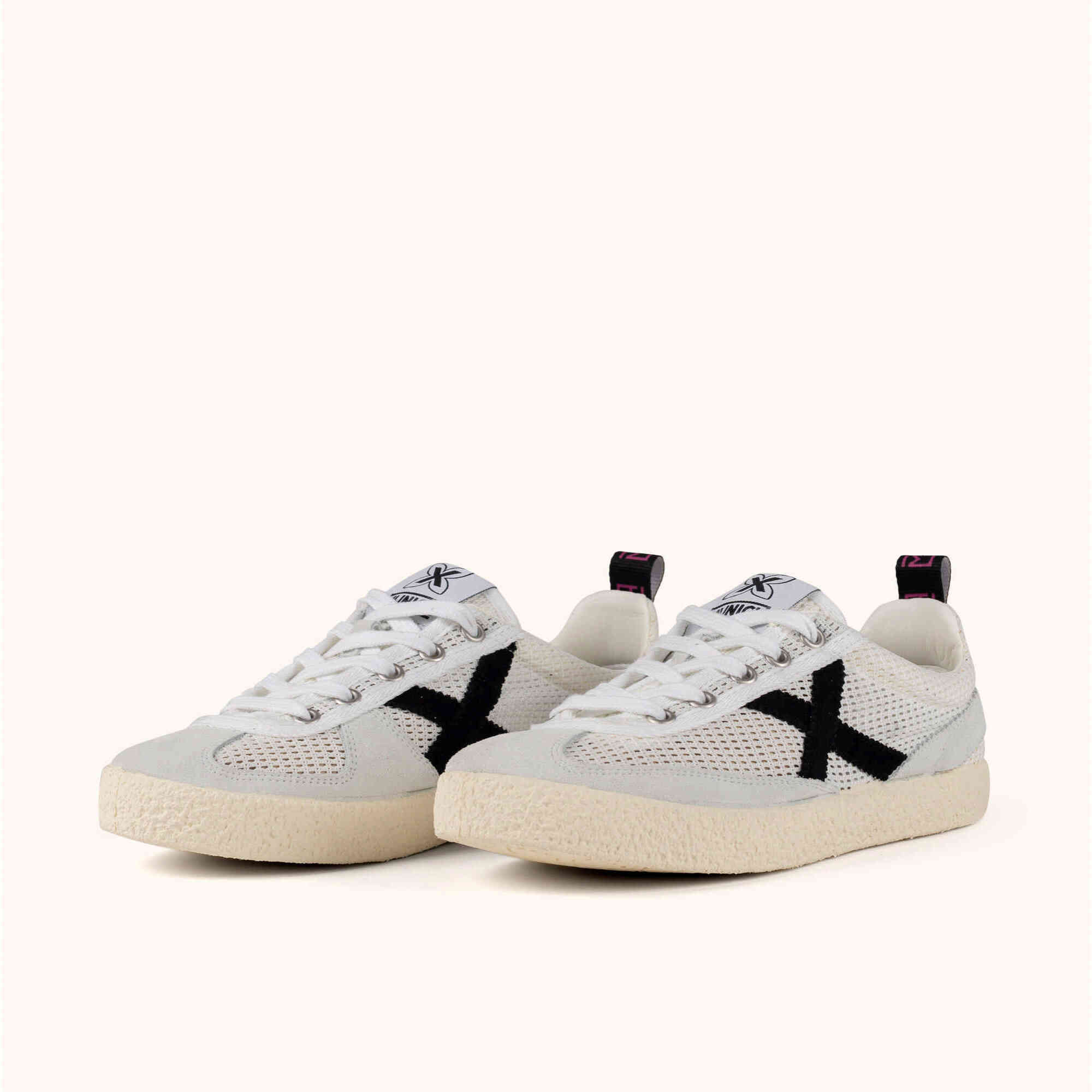 MUNICH VOLATA 105 Sneakers de Rejilla Transpirable Blancas y Grises