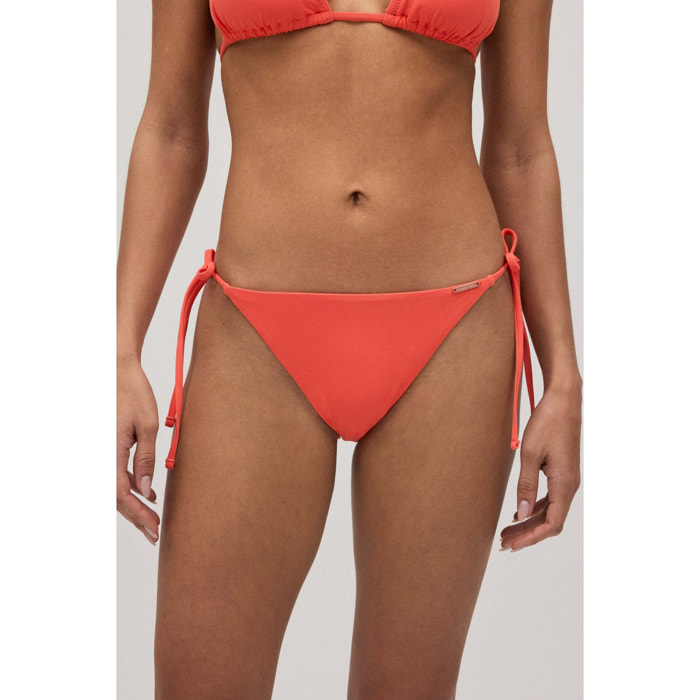 Slip bikini annodati in micropiqué corallo