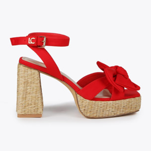 Sandali con tacco e fiocco