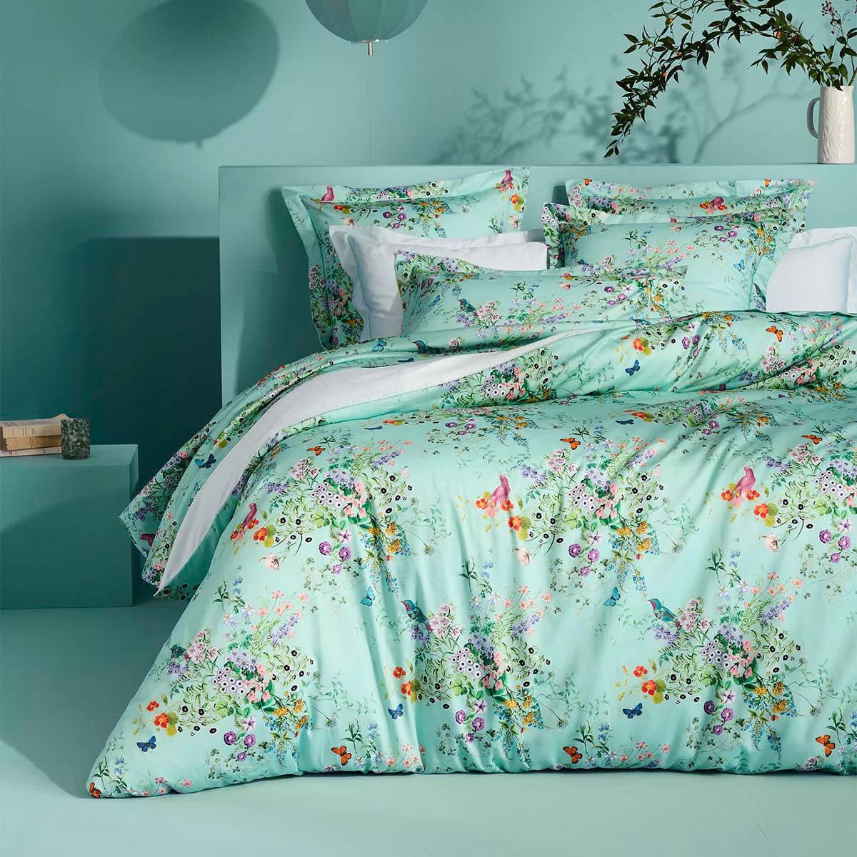 Drap plat satin de coton 115 g/m² imprimé bleu vert Le printemps azur