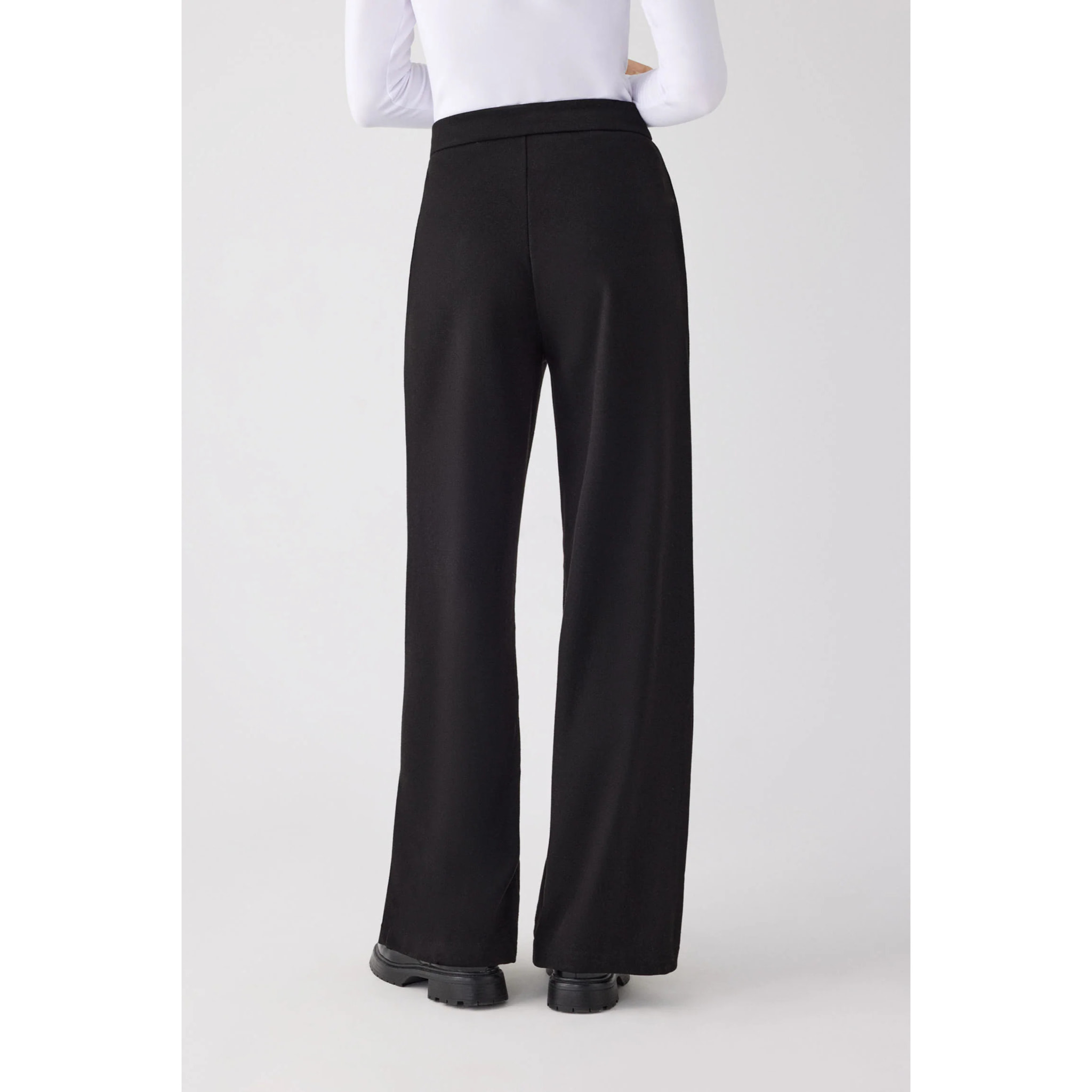 Pantalone comfort larghi
