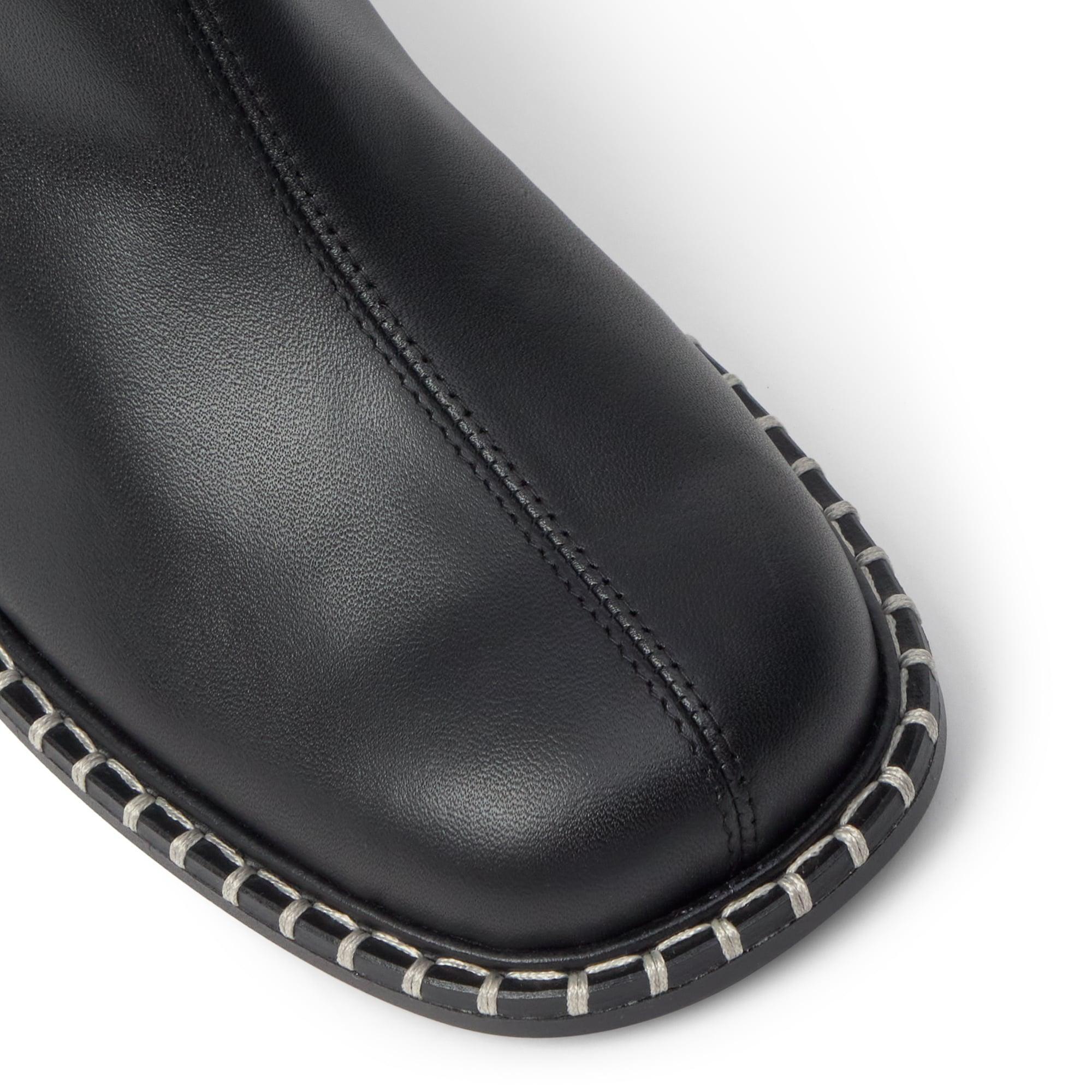 Botín de tacón Neandra en napa con cierre elástico