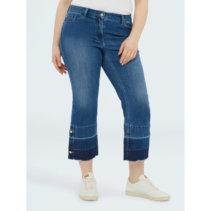 Fiorella Rubino - Jeans Kick Flare con orlo sfrangiato - Blu