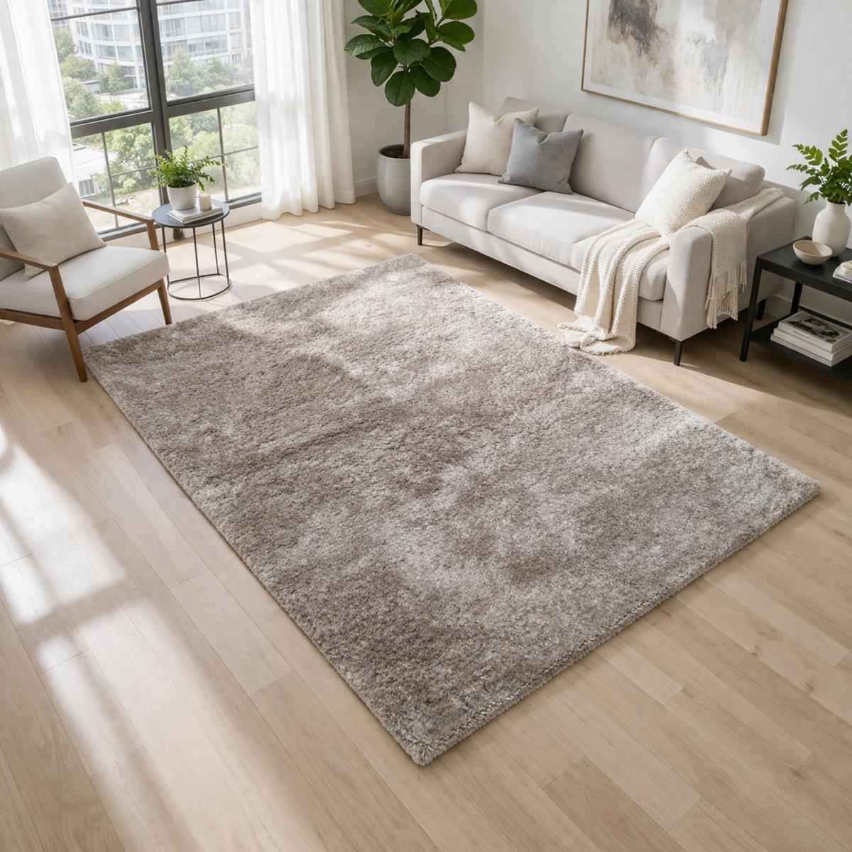 Tapis longs poils shaggy fait main motif uni TATI