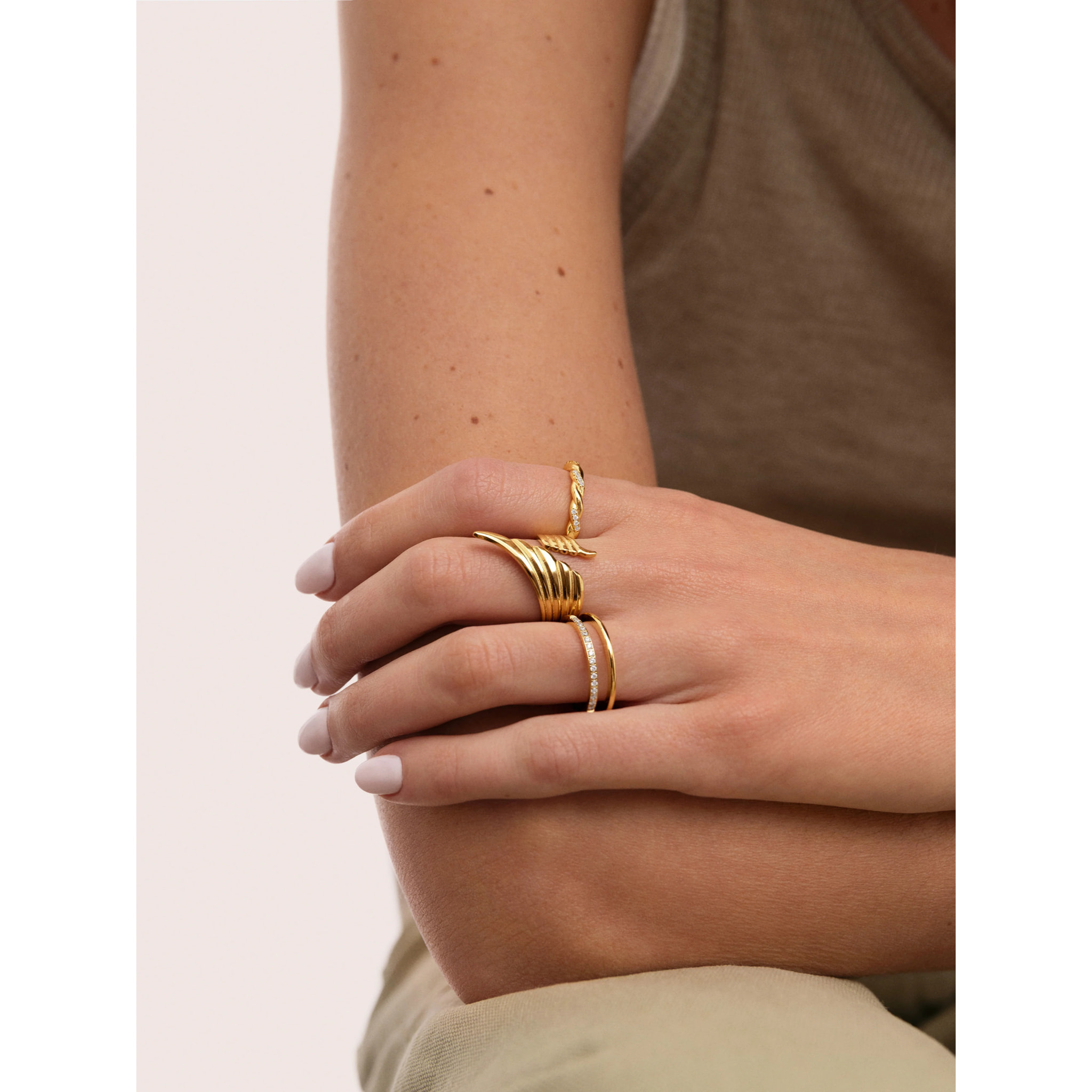 Anillo Dove Acero Baño Oro