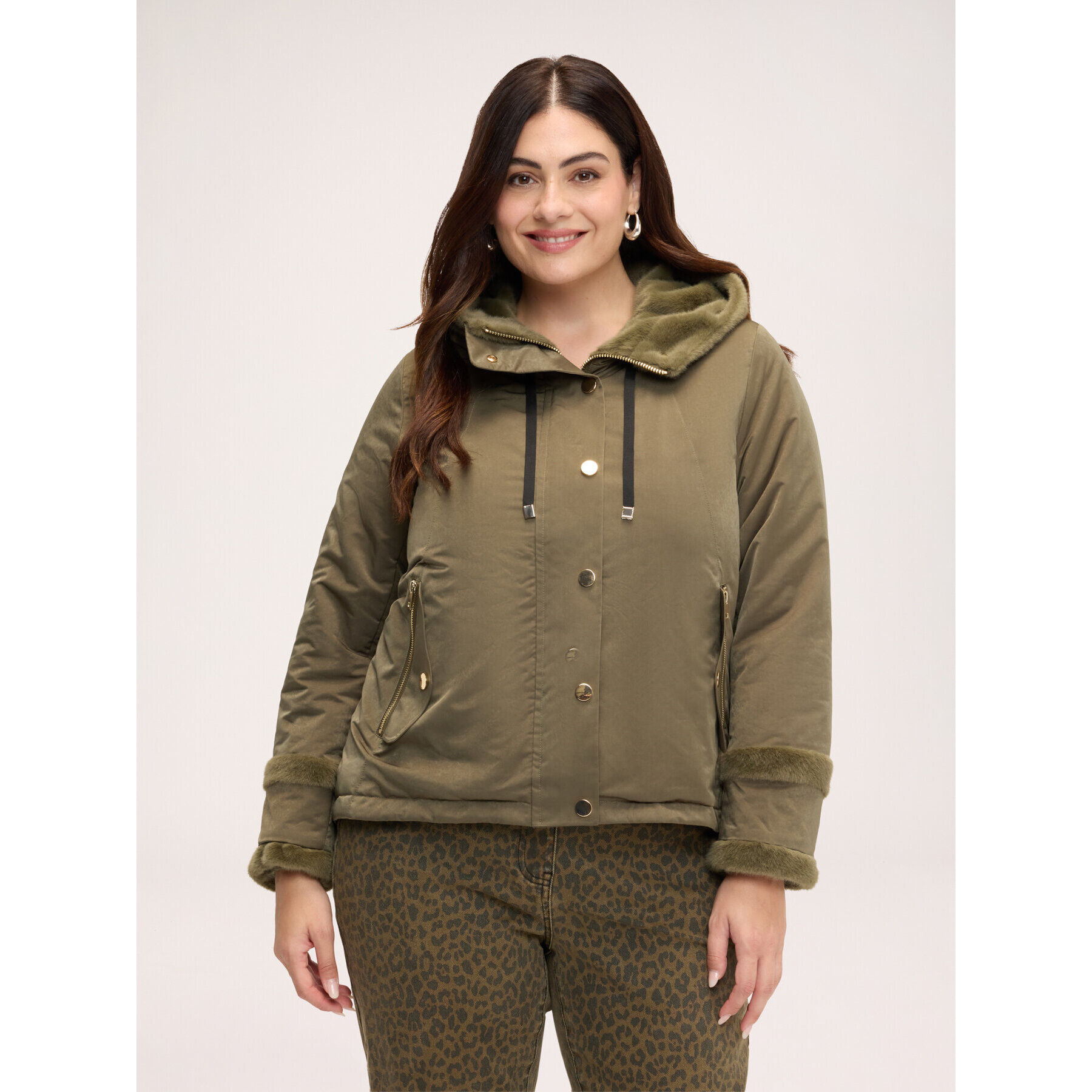 Fiorella Rubino - Piumino con dettagli peluches - Verde militare