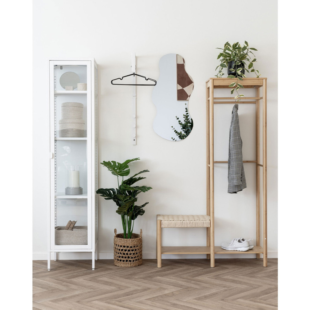 Appendiabiti Ember in bambù naturale con panca in cordoncino di carta 36×95×165 cm
