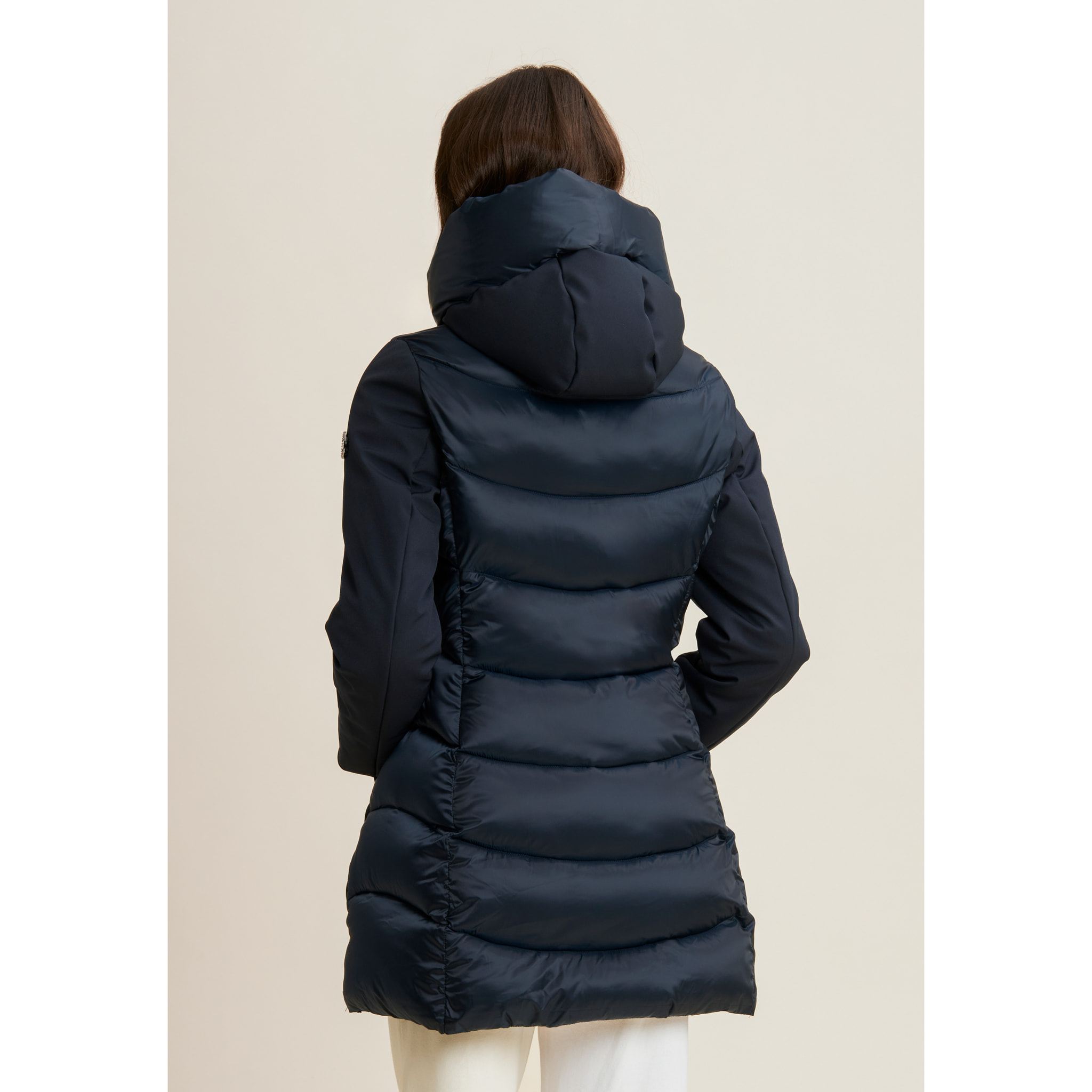 Piumino lungo donna opaco e lucido con cappuccio