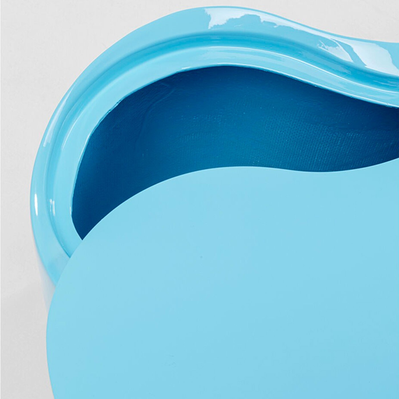 Table basse Lotus 30cm bleue Kare Design