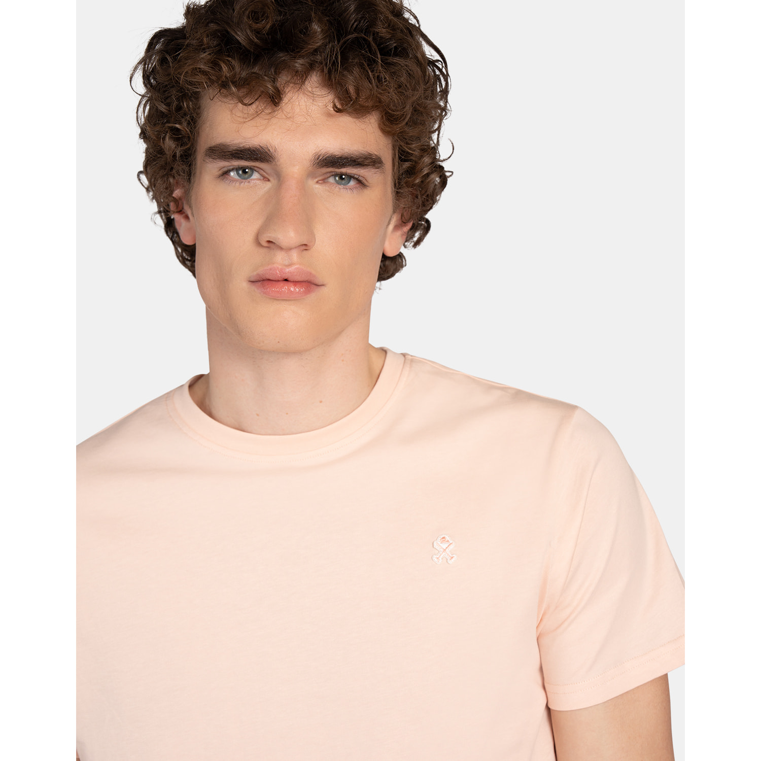 CAMISETA BISCUIT RETRO LOGO