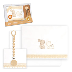 Triptico Cuna Guipur Oso Tumbado Conejito + Broche Bco/Beig