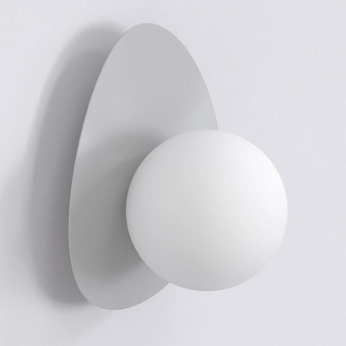 Lampada a parete OVO in acciaio grigio e vetro bianco opaco