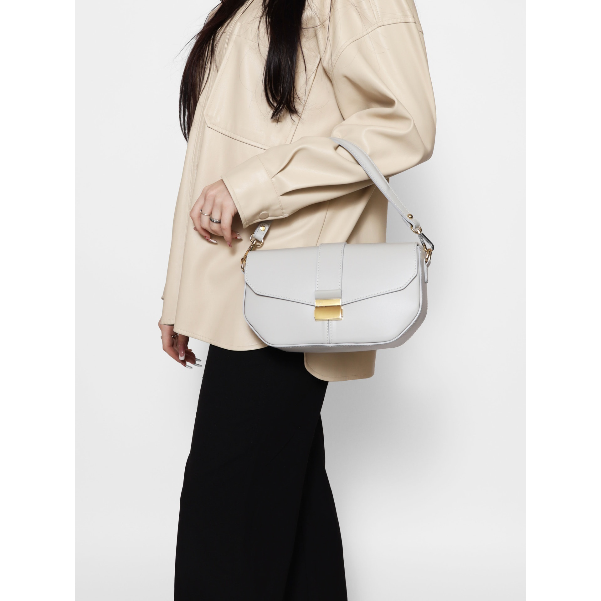 Borsa a spalla da donna - Modello False - Vera pelle - 27.0 x 15.0 x 7.0 cm