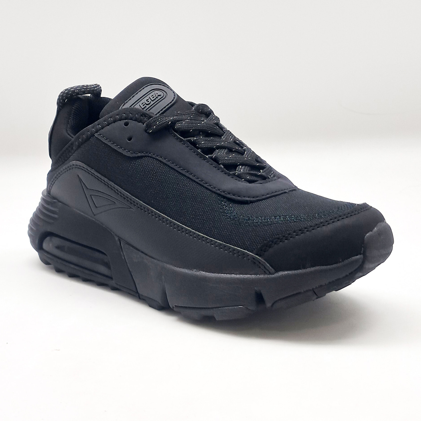 Scarpa sportiva KRAMER X nera