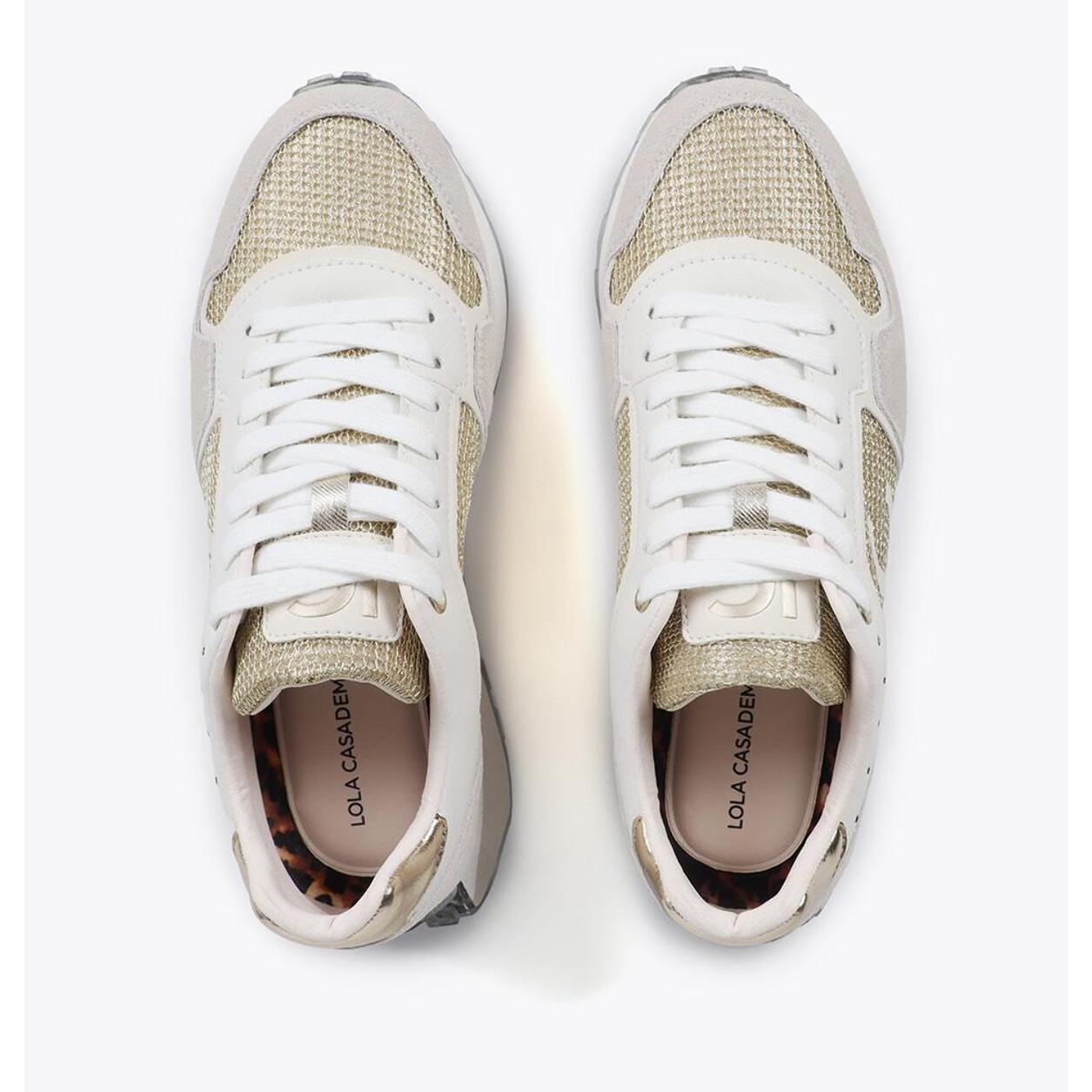 Sneaker con Suola Personalizzata e Stampa Animalier e Dettagli in Pelle