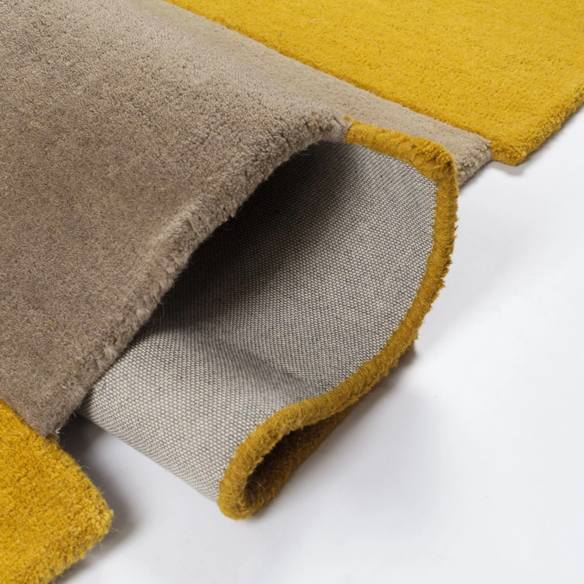 Tapis graphique en laine COLLAGE