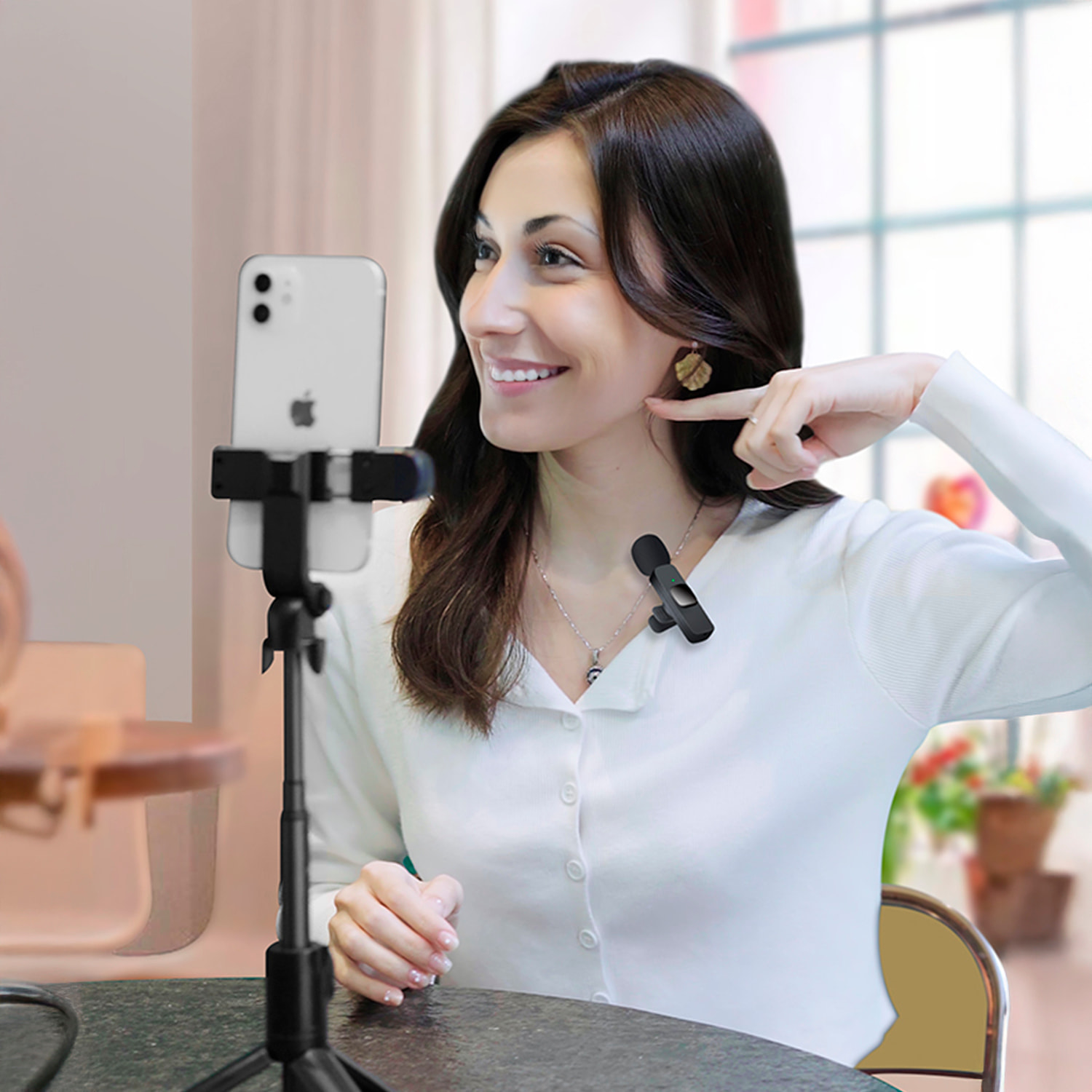 Set di 2 microfoni a clip K9, Plug & Play. Riduzione del rumore, wireless, 2.4GHz. Per iOS e Android.