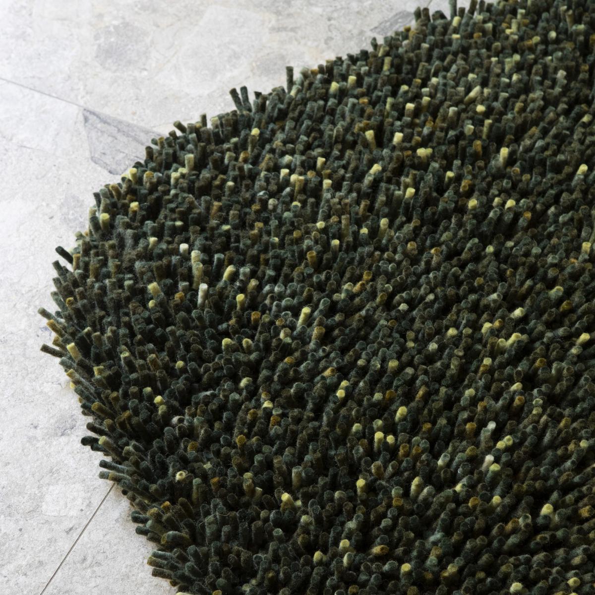 Tapis shaggy tissé en laine motif faux uni RABI