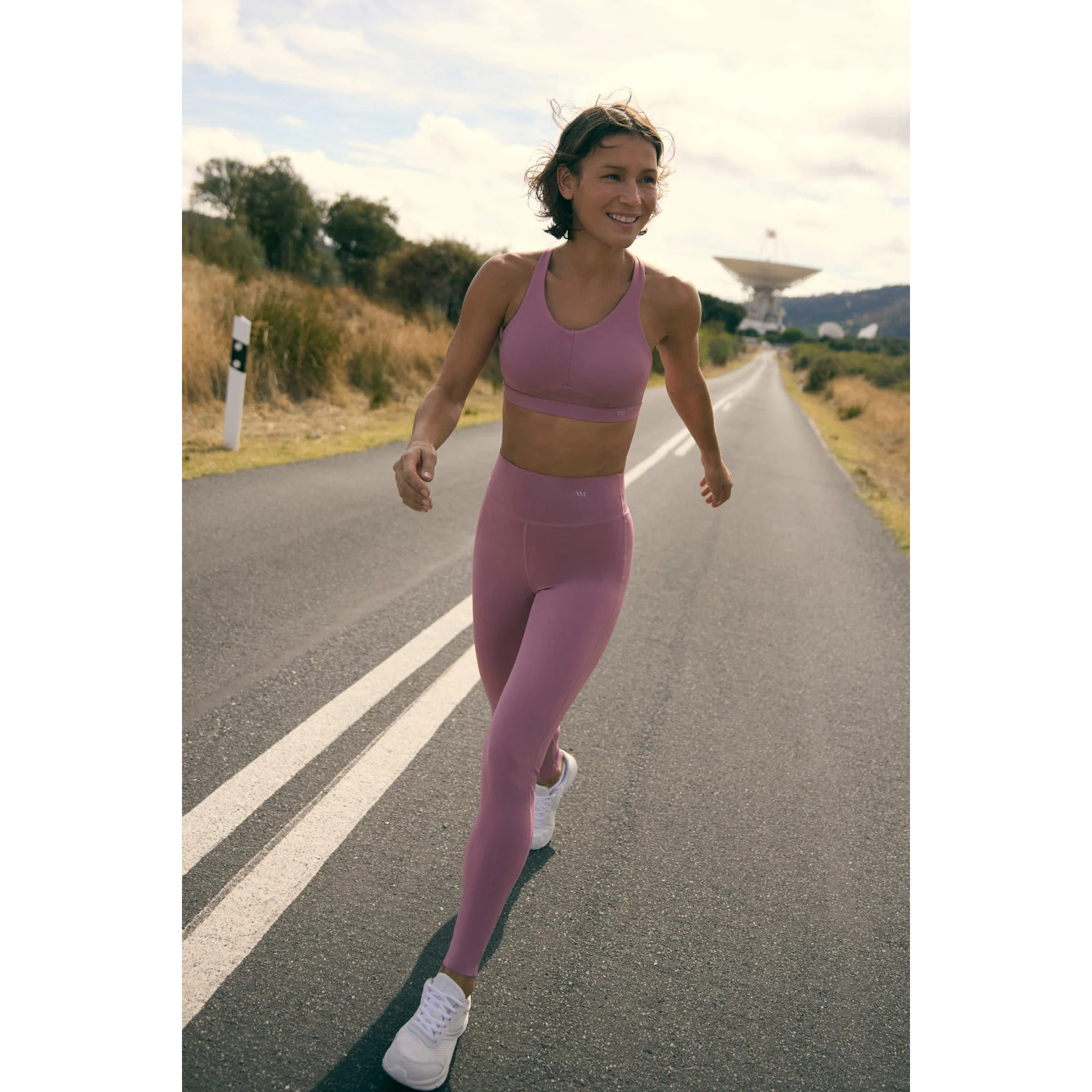 Leggings sportivi rosa effetto pancia piatta