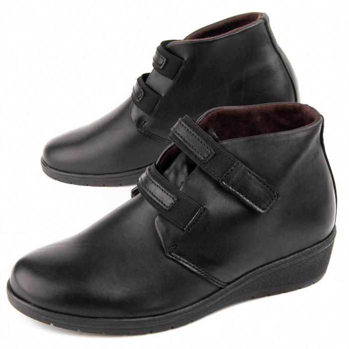 Botín De Cuña - Negro - Altura: 4 Cm