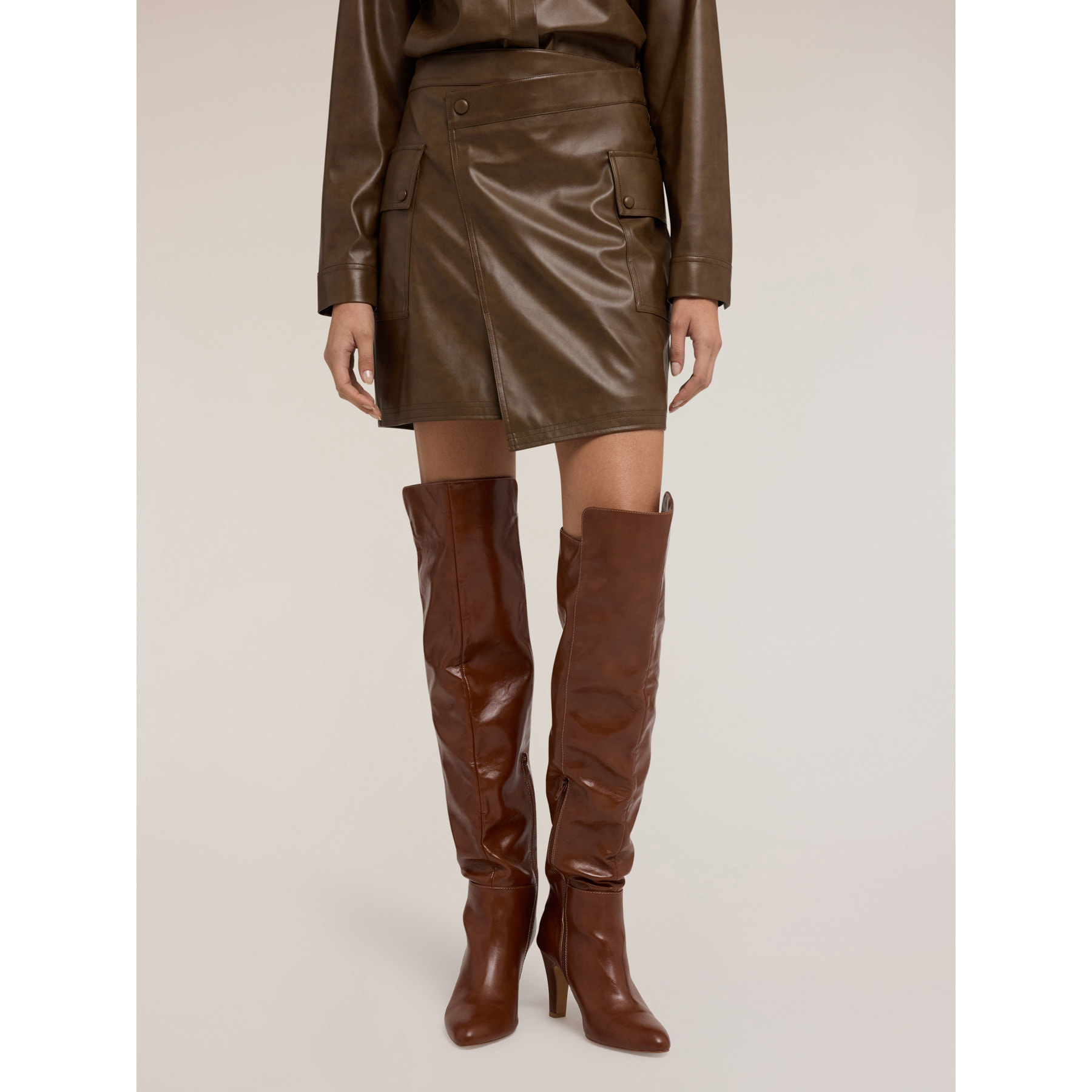 Motivi - Minigonna asimmetrica con tasche - Verde militare