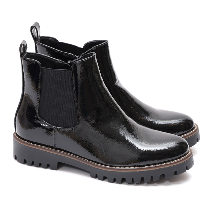 Stivaletto in simil pelle con elastico laterale