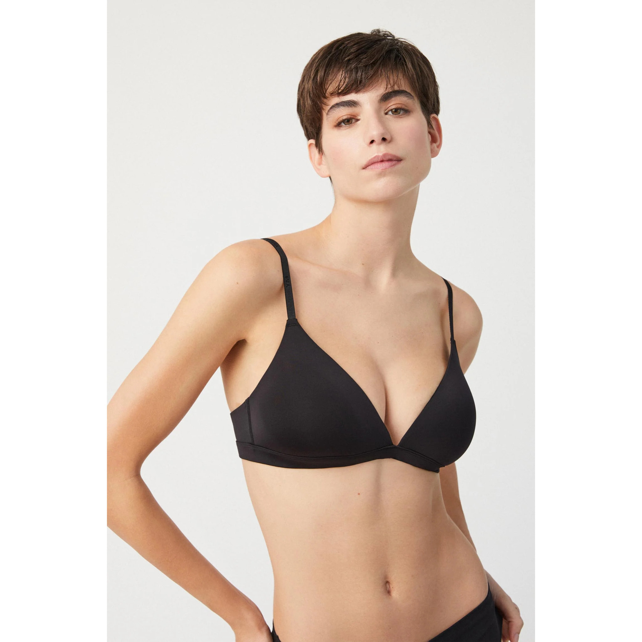 Reggiseno imbottito senza ferretto nero, coppa B
