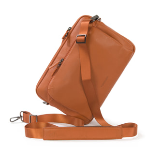 Borsa a tracolla  unisex In Vera pelle Made in Italy 34x23x8,5 cm