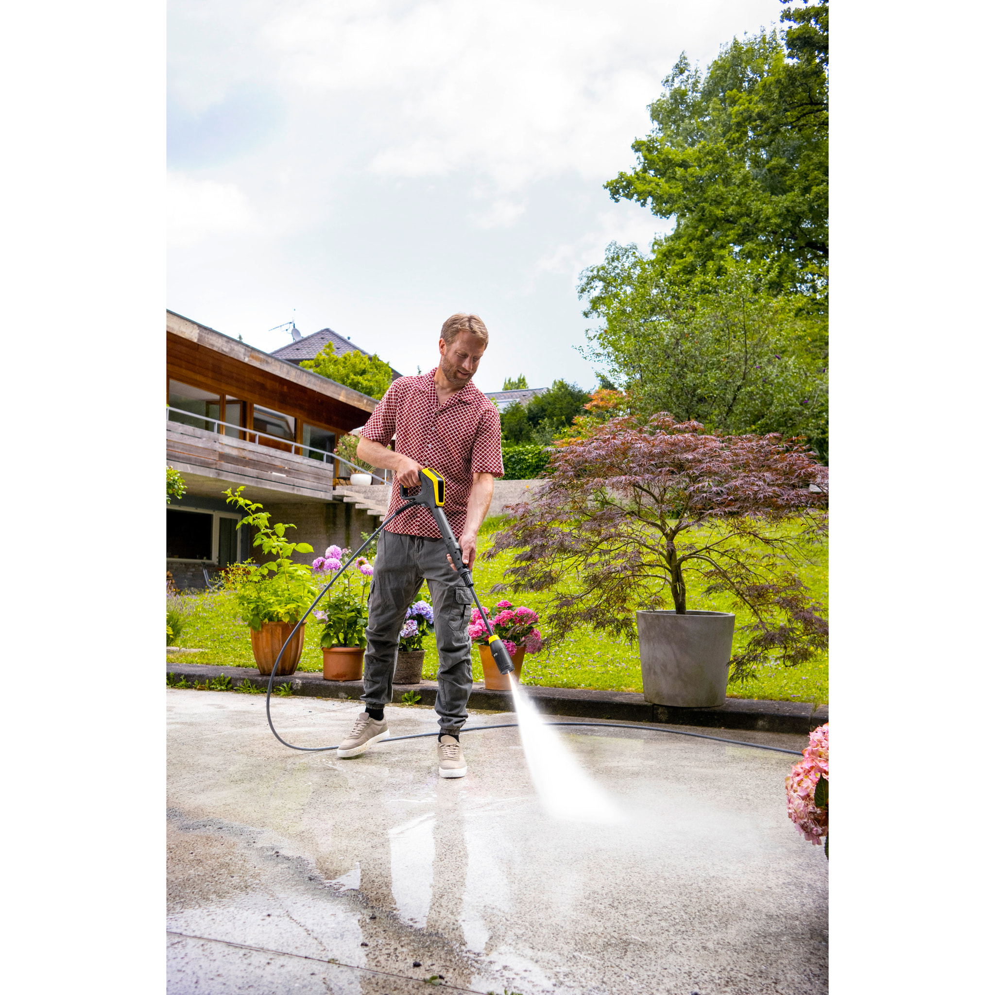 Nettoyeur haute pression KARCHER K7 Comfort Premium Connect - 180 bars - 600L/h - Flexible anti vrille - enrouleur