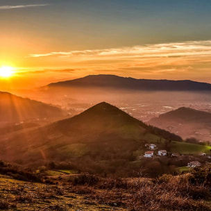 Tableau coucher de soleil sur le pays basque Toile imprimée