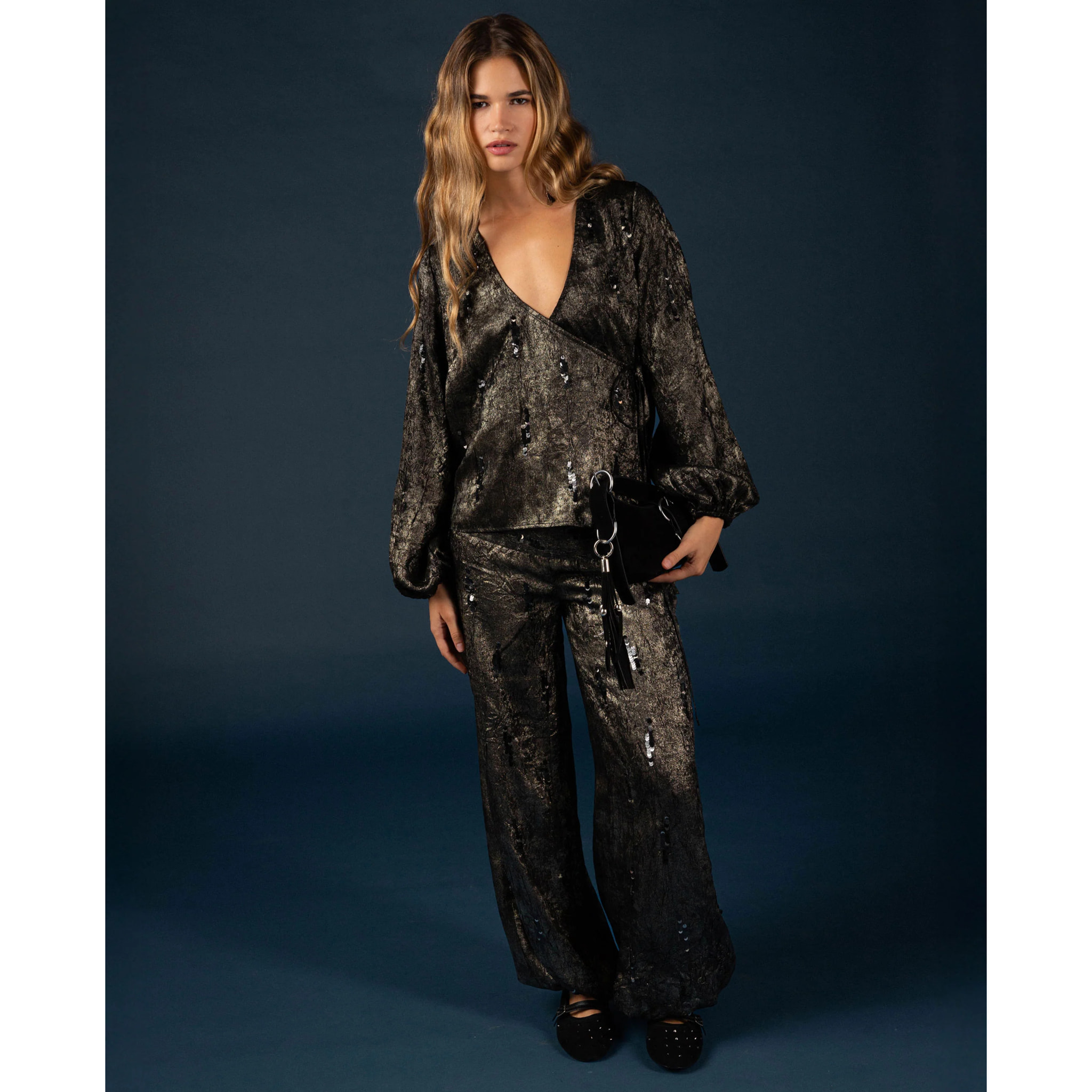 Pantalón con canesú y bordado de lentejuelas de mujer