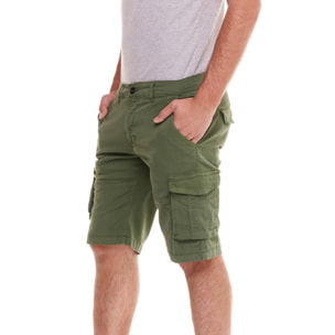 Shorts cargo minimalistas para hombre