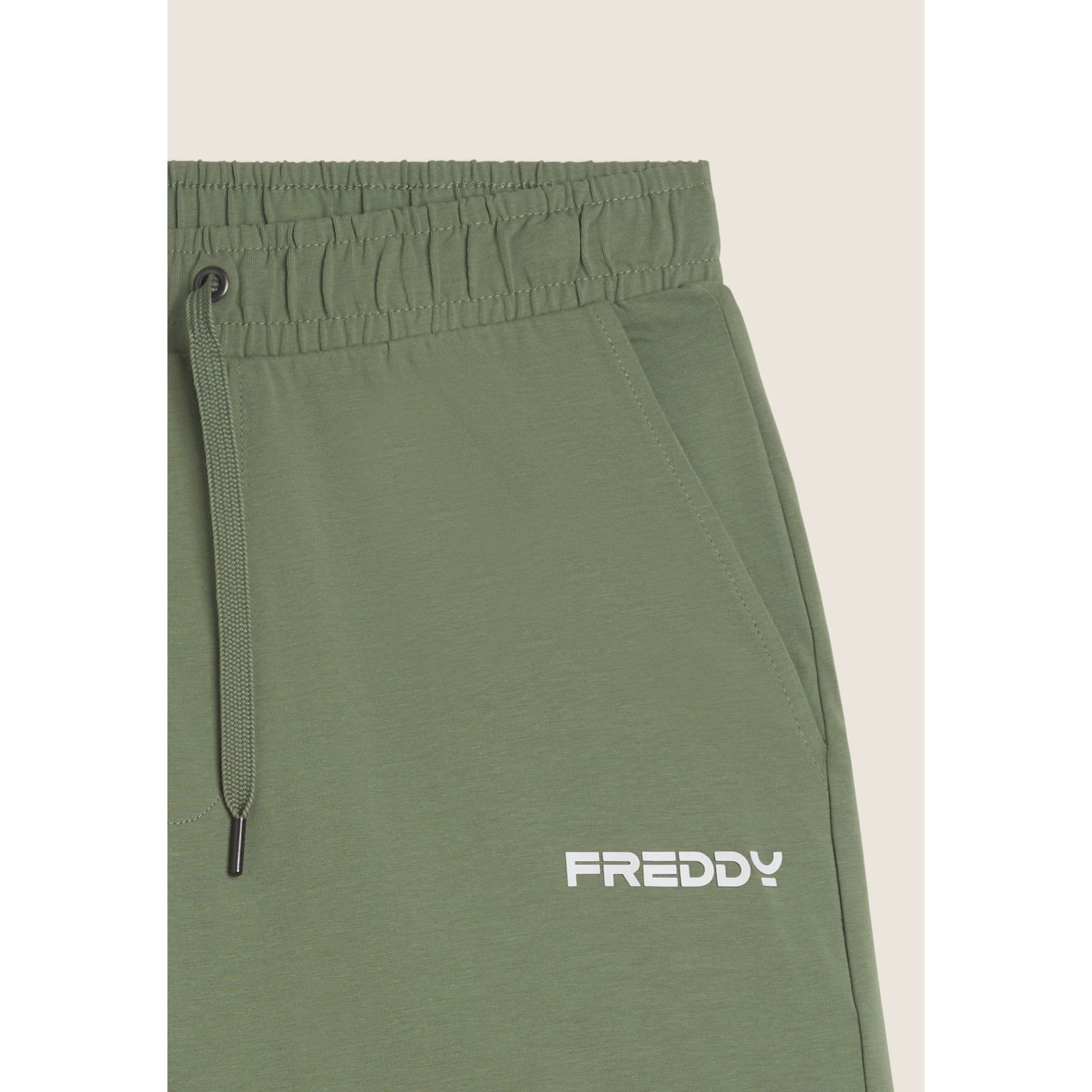 Pantaloni corti a metà coscia in jersey stretch