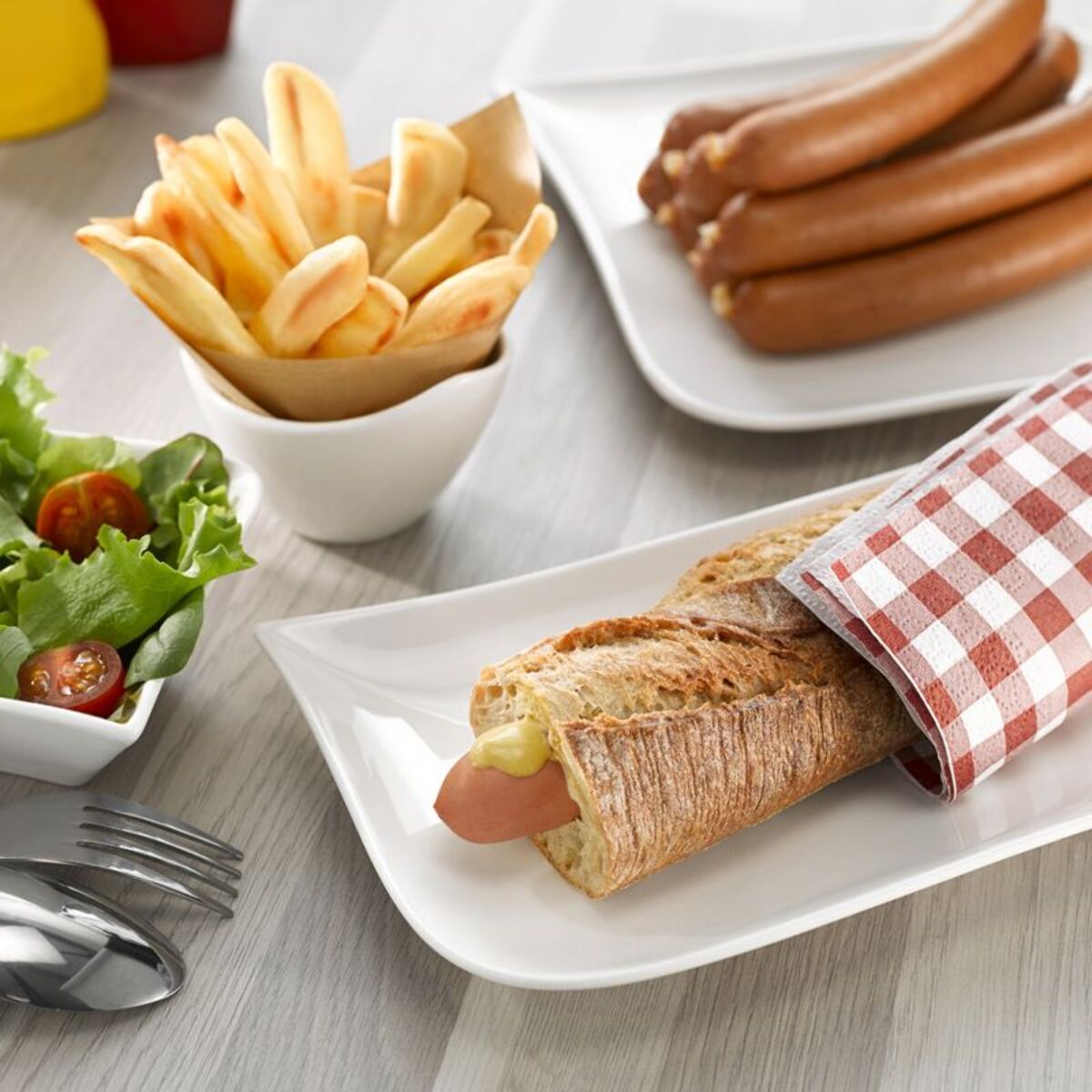 Appareil à Hot dog LAGRANGE 2 pics blanc rouge