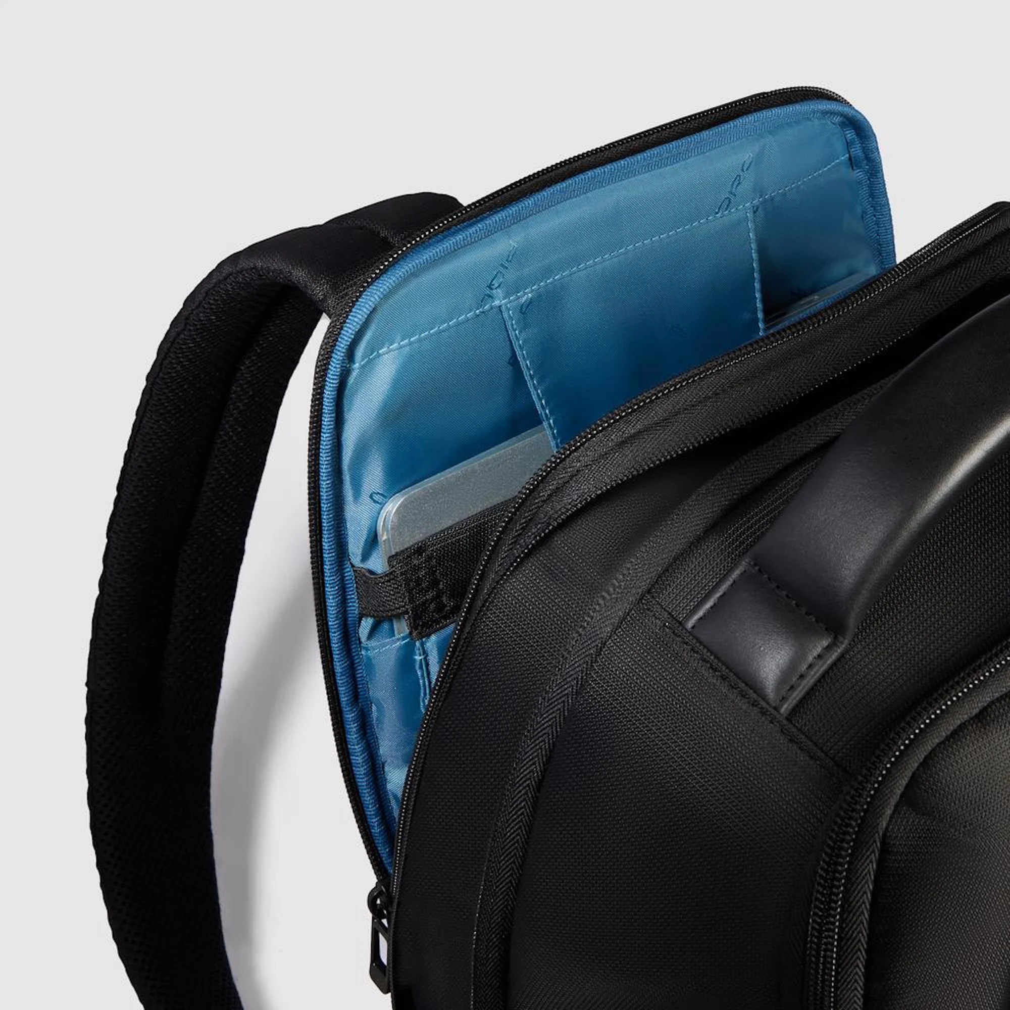 Piquadro Zaino da viaggio porta pc 15,6