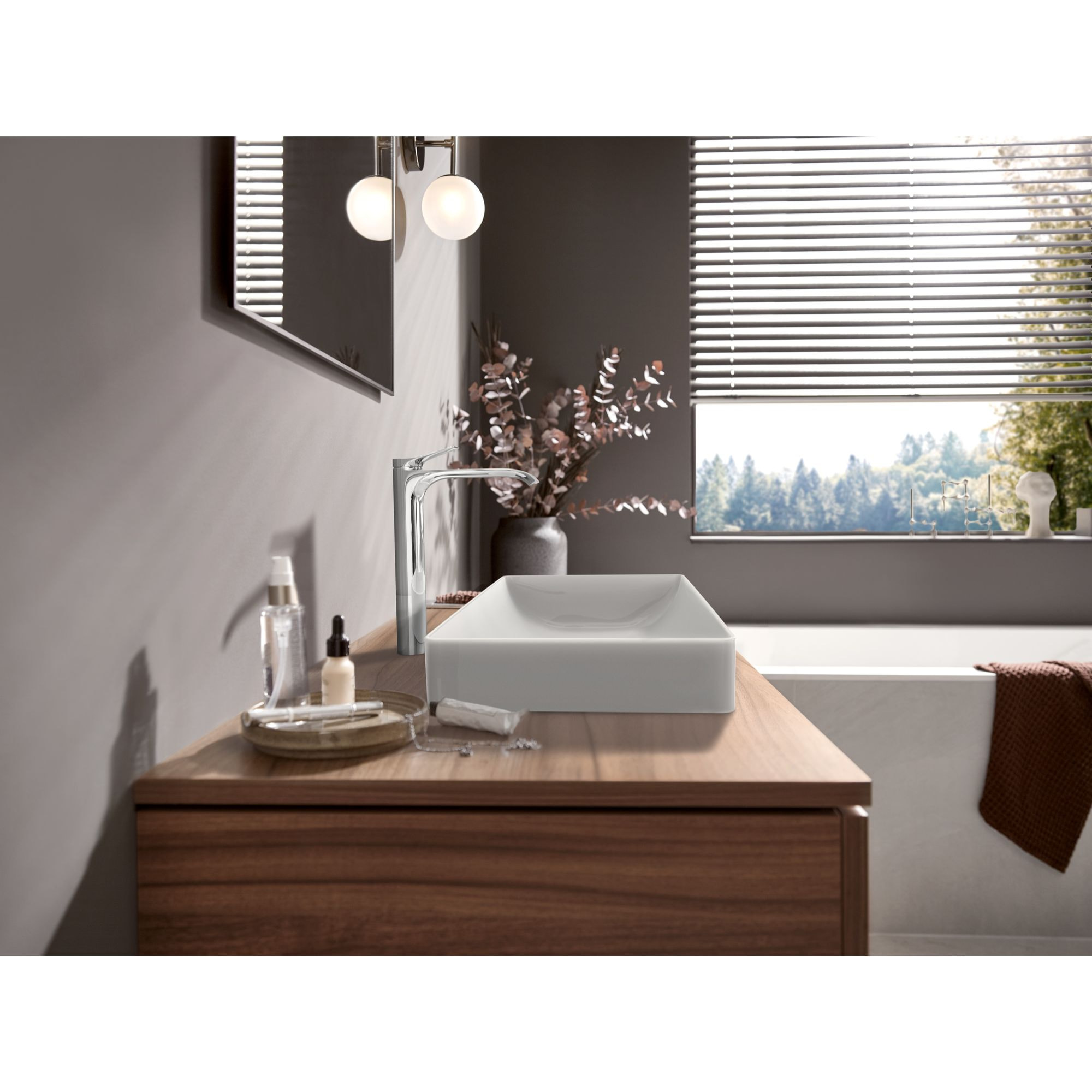 Vivenis Mitigeur de lavabo 250 avec tirette et vidage chromé